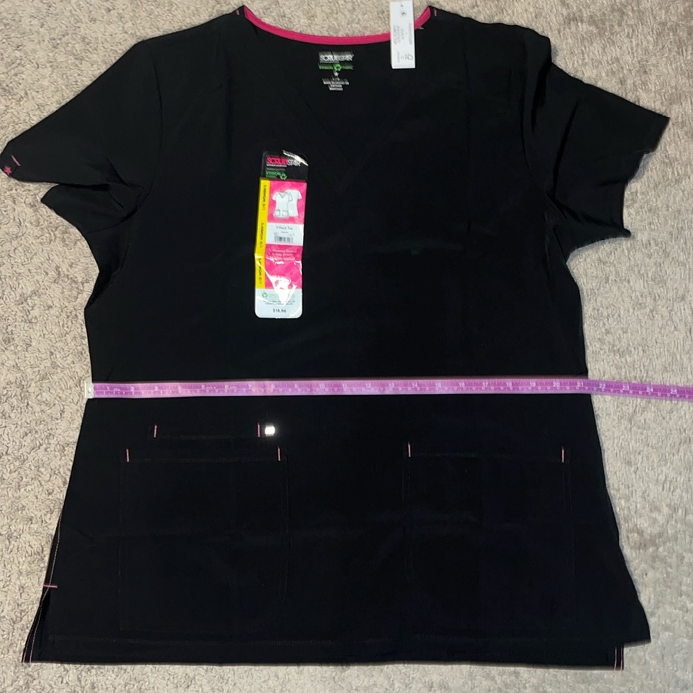 ScrubStar V-Neck Black Top Size L NWT